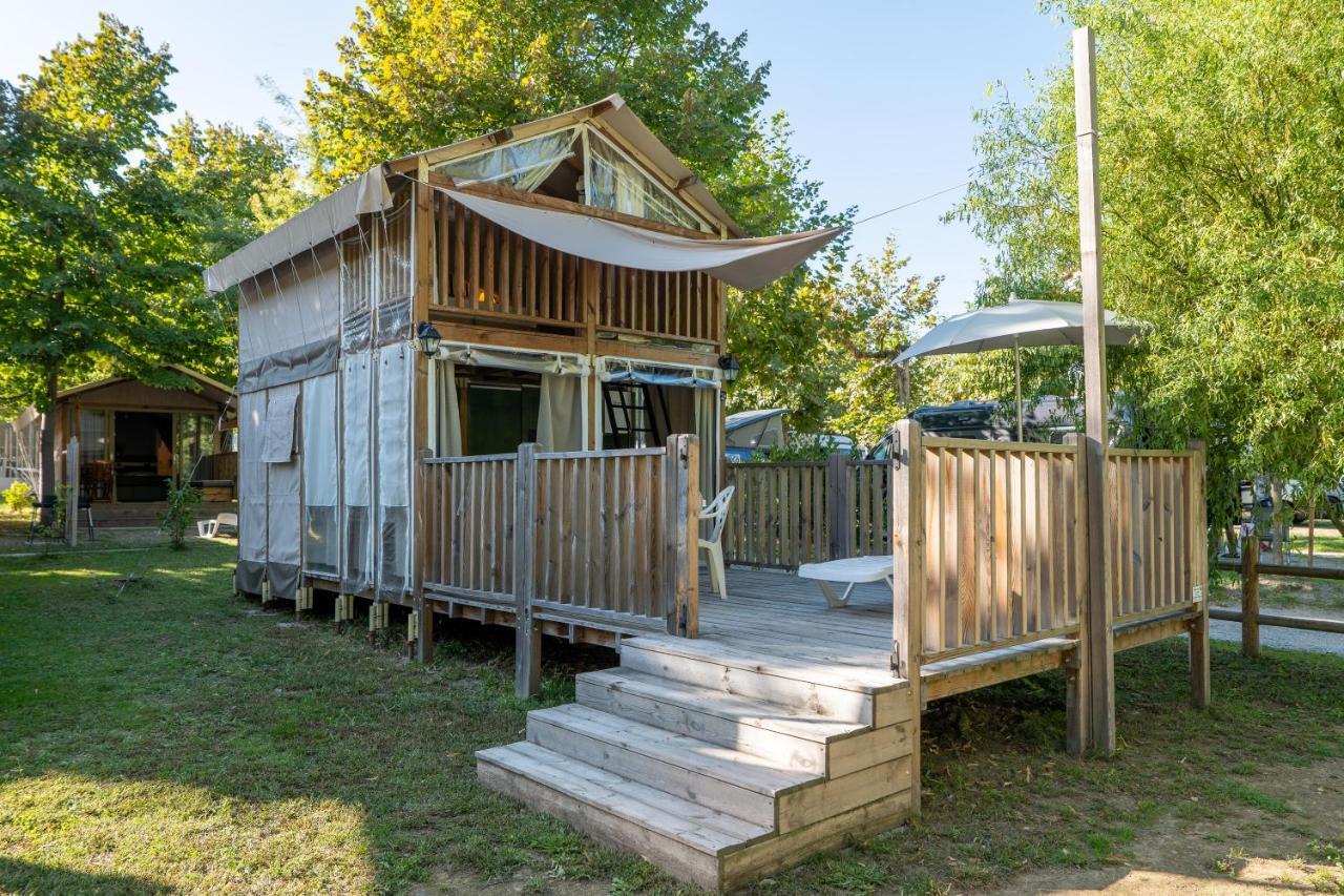 Camping Eden Glamping Hotel Dormelletto Luaran gambar